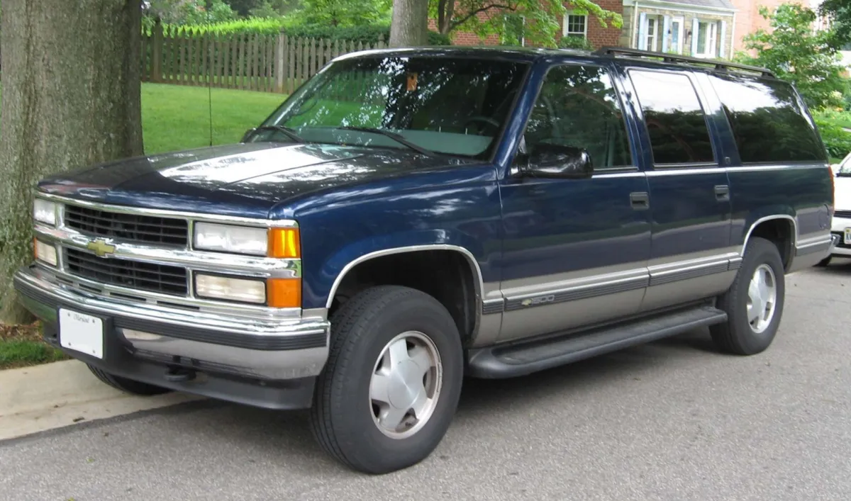 Chevrolet Suburban Suburban (GMT400)