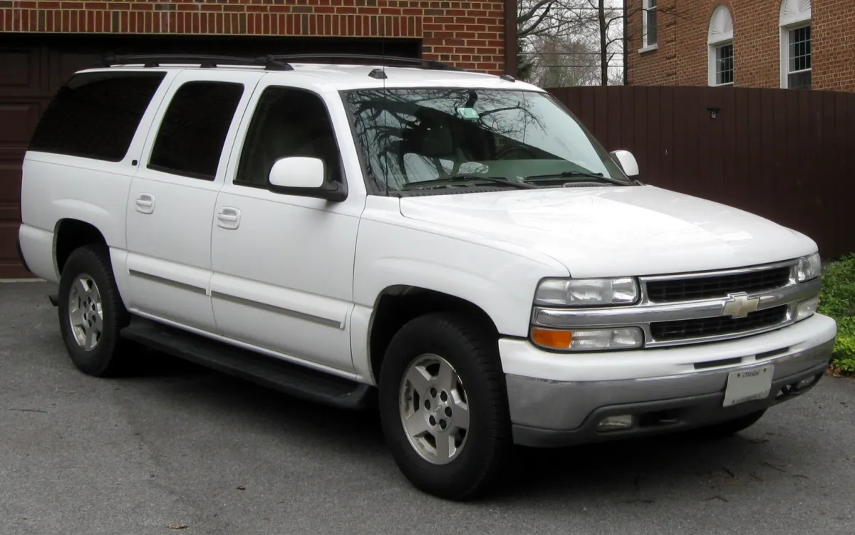 Chevrolet Suburban Suburban (GMT800)
