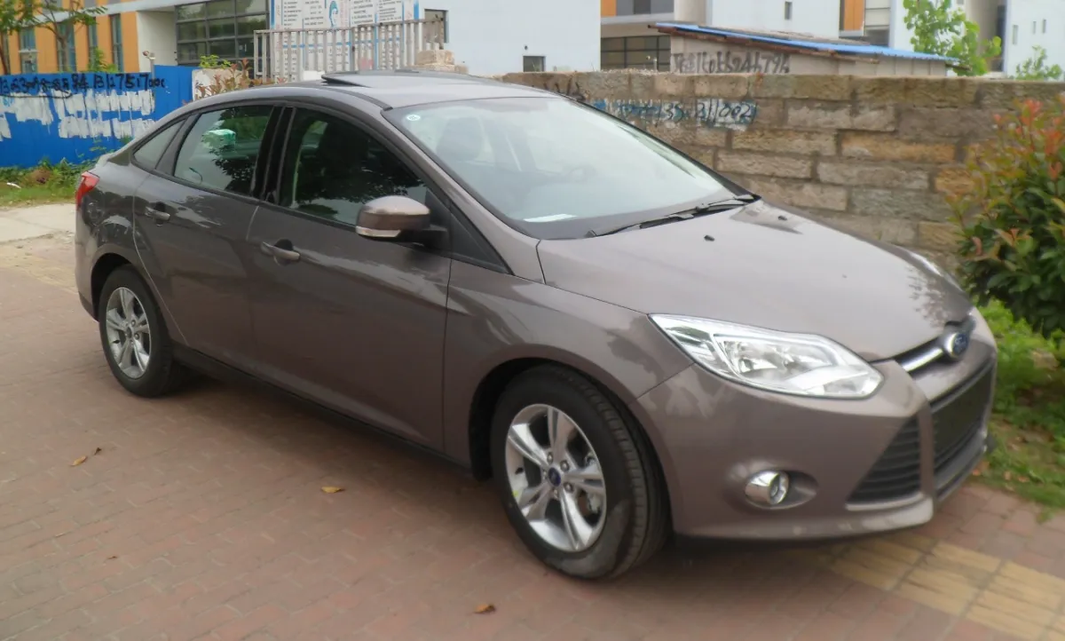 Ford Focus Focus III Sedan