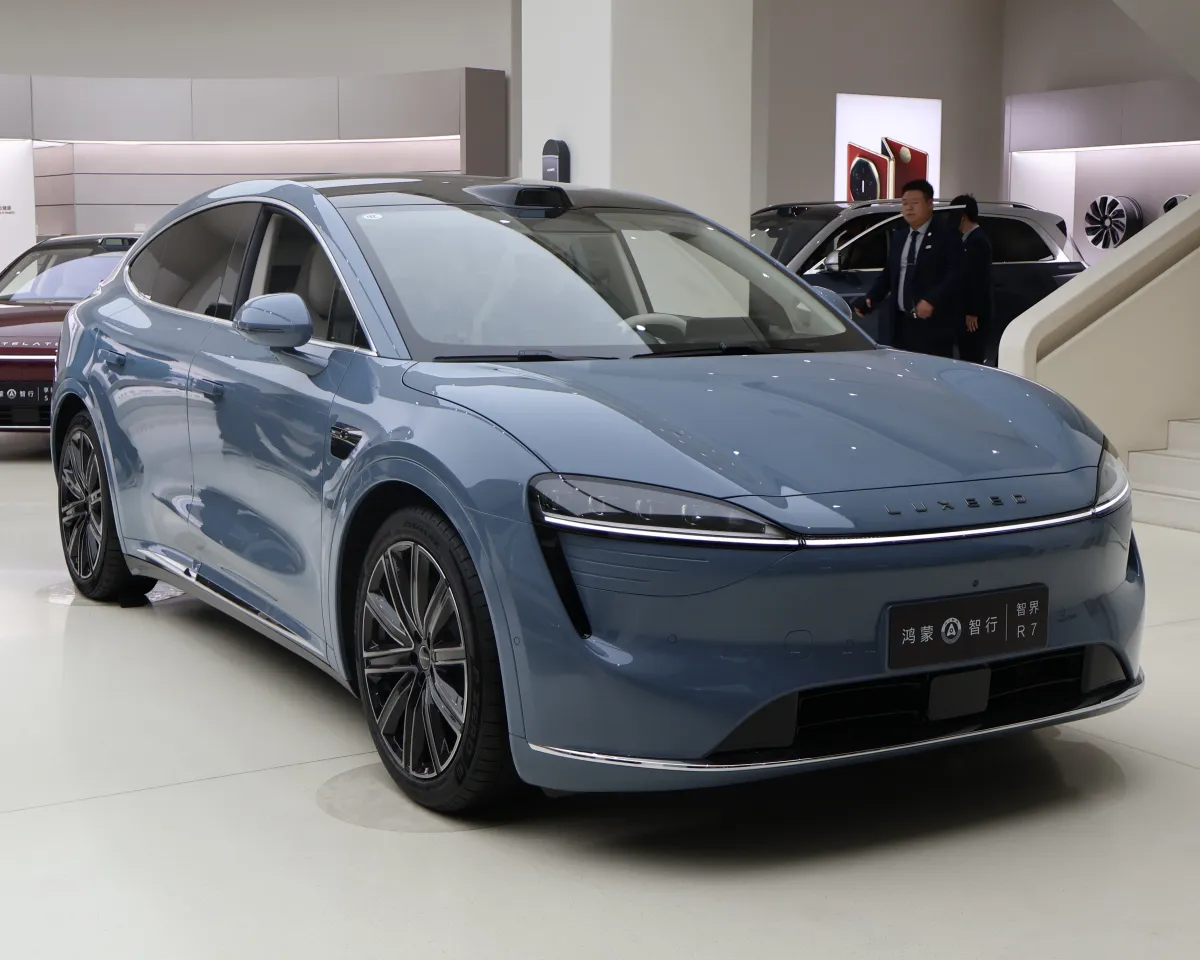 Luxeed R7 R7 (facelift 2025)