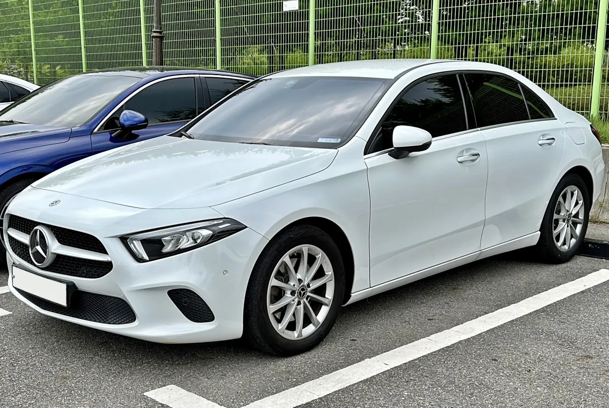Mercedes-Benz A-Serisi A-Serisi Sedan (V177)