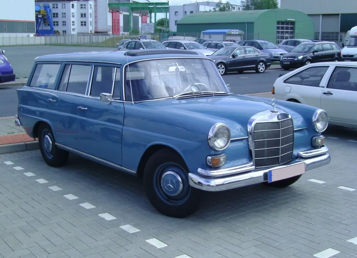 Mercedes-Benz Fintail Fintail Universal (W110)