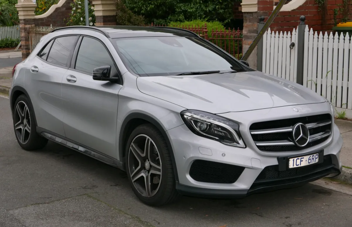 Mercedes-Benz GLA GLA (X156)