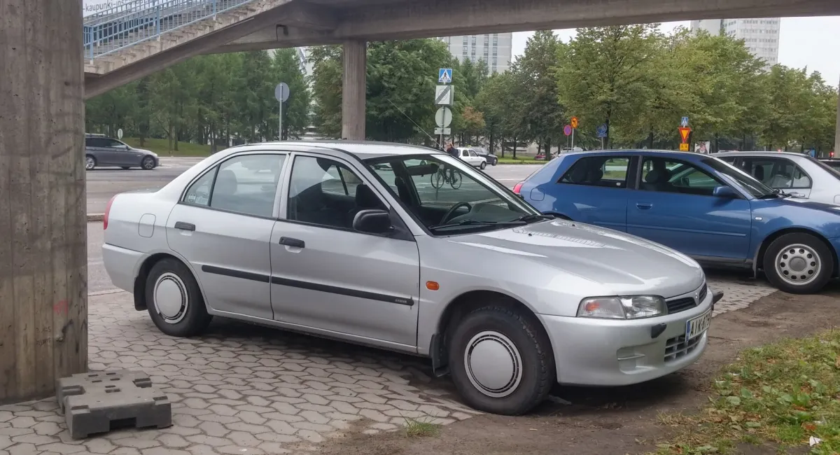 Mitsubishi Lancer Lancer VI