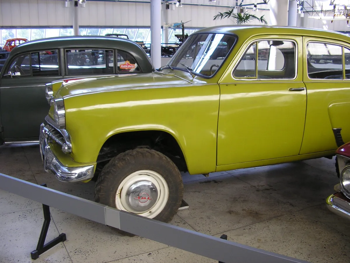 Moskvich - 12