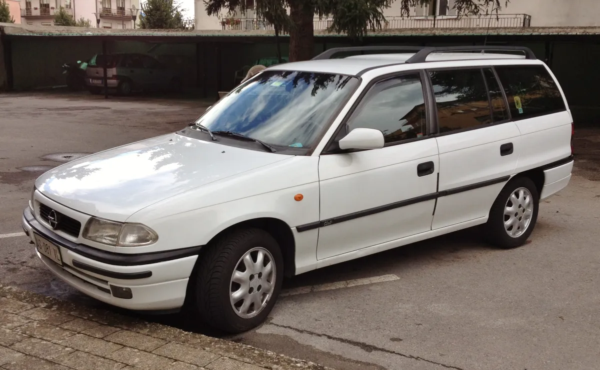 Opel Astra Astra F Caravan (facelift 1994)