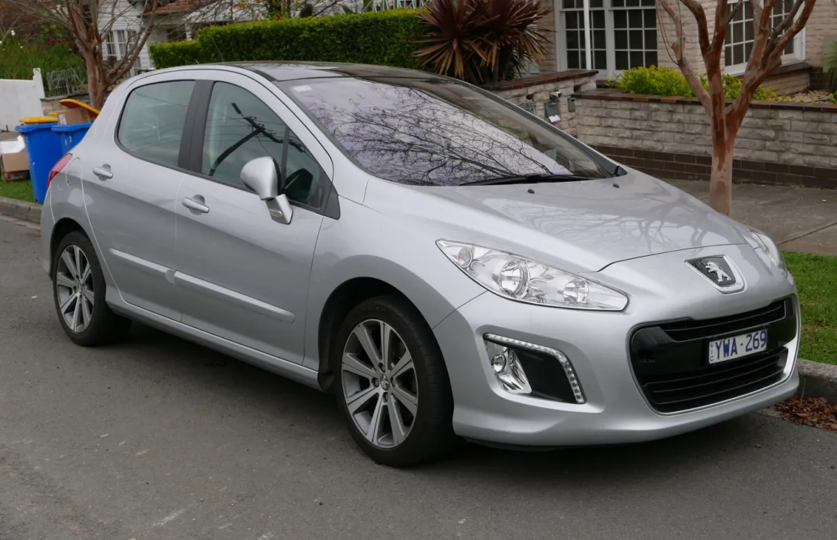Peugeot 308 308 I (Phase II, 2011)