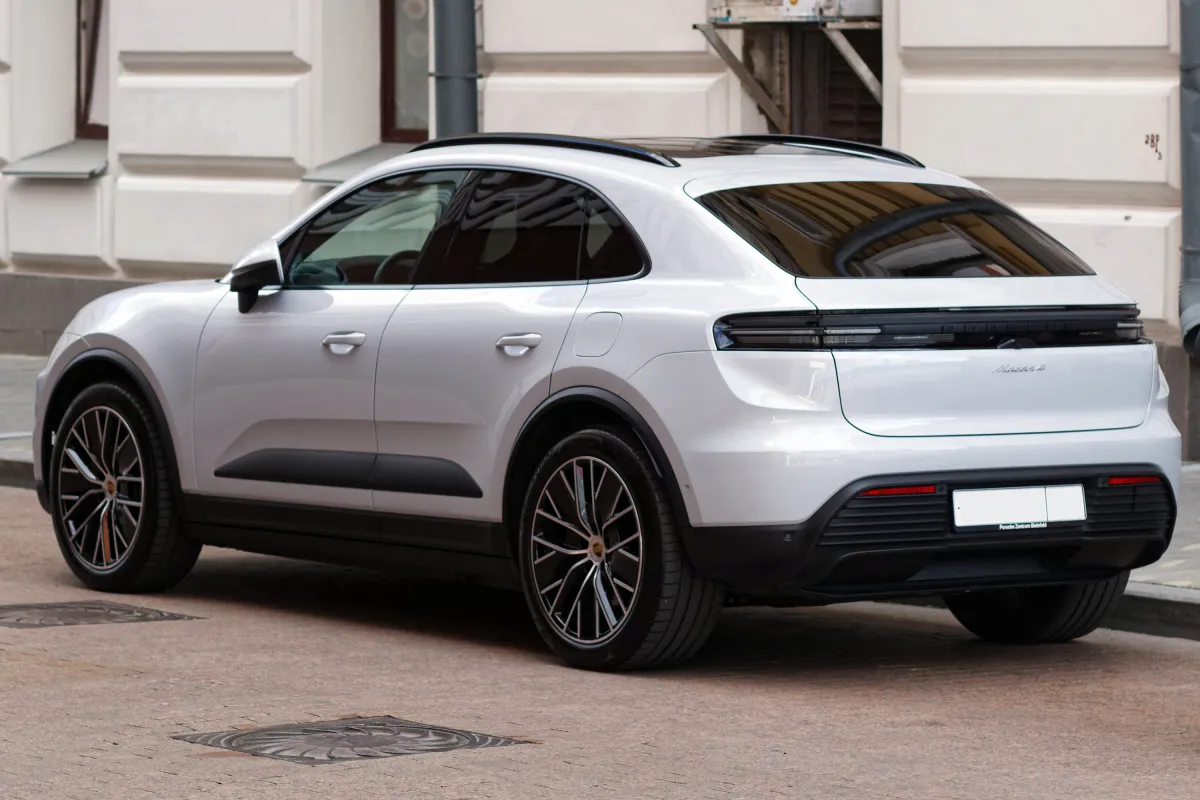 Porsche Macan Macan II Electric