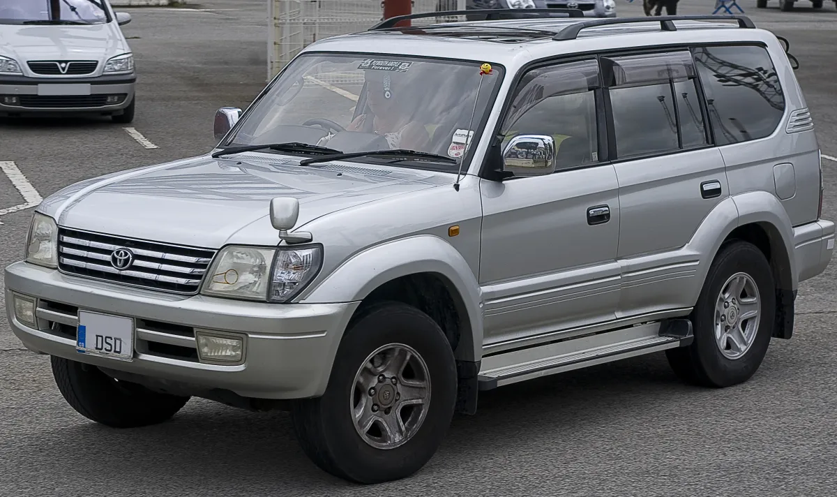 Toyota Land Cruiser Land Cruiser (J76)